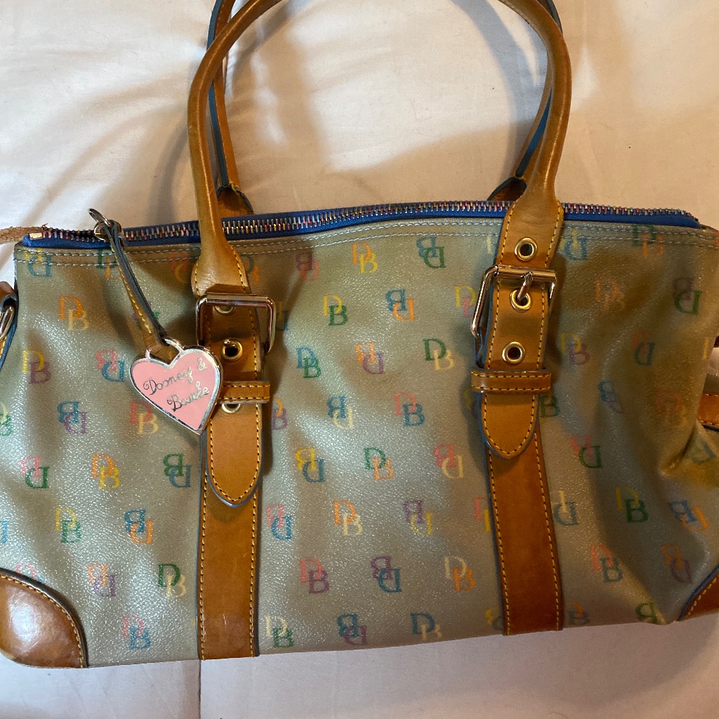 Dooney&Bourke